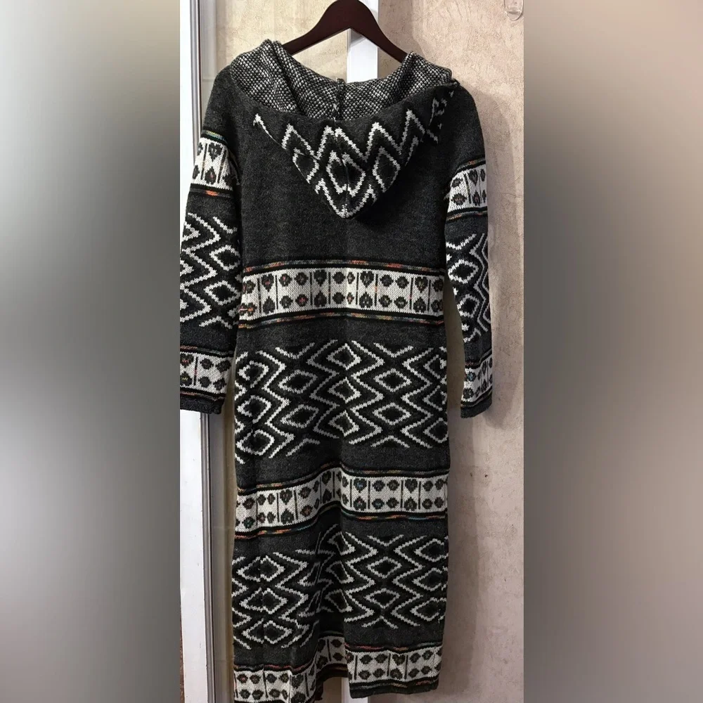 Slonl  Black Patterned Sweater Hooded Cardigan(B 38”L 48”) - Picture 2 of 4